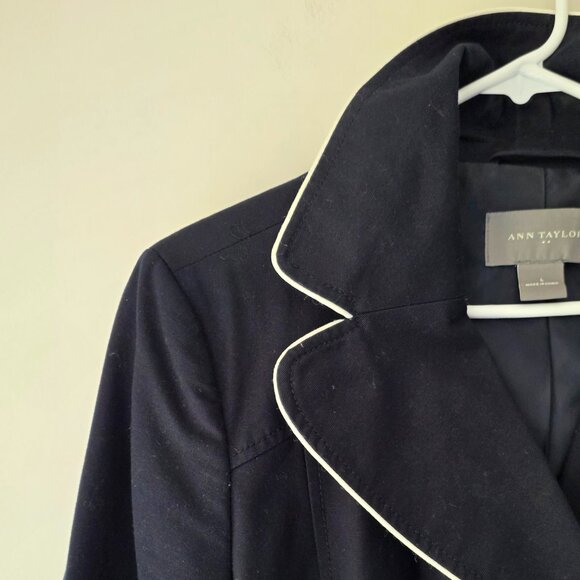 ANN TAYLOR Trench Coat | Large | Navy Blue, Double Breasted, Belt Lined Trim - Picture 2 of 10